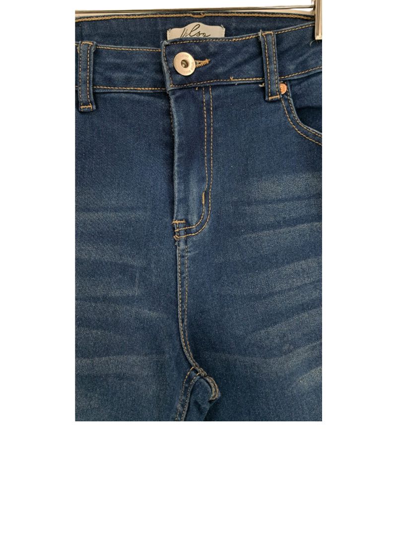 Frayed bottom skinny fit denim