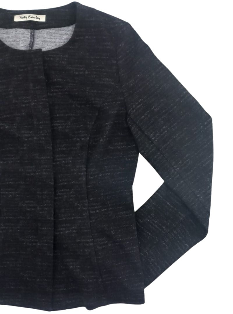 Detailed round neck jacket